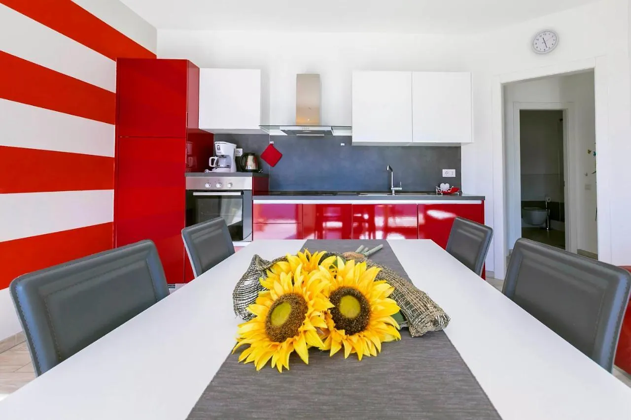 Hotel apartamentowy La Collinetta Apartments Vercana