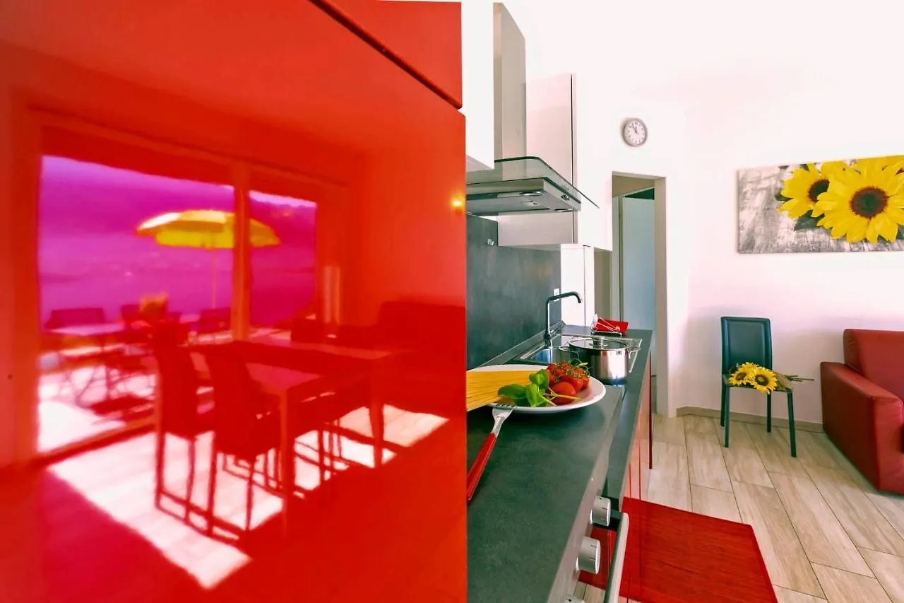 Hotel apartamentowy La Collinetta Apartments Vercana