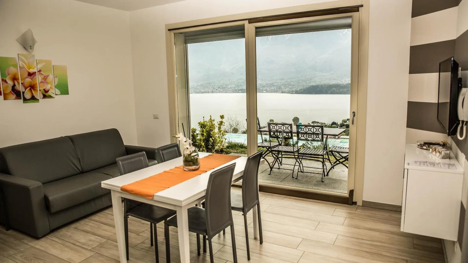 La Collinetta Apartments Vercana 0*,  İtalya