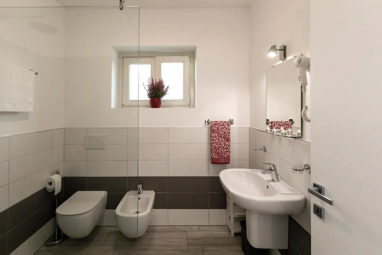 Apart Otel La Collinetta Apartments Vercana